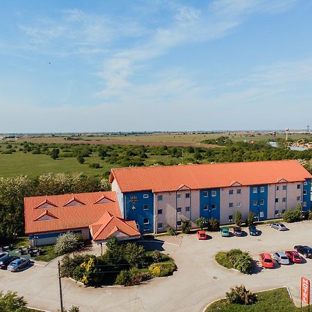 Iris Hotel Bors Exterior photo