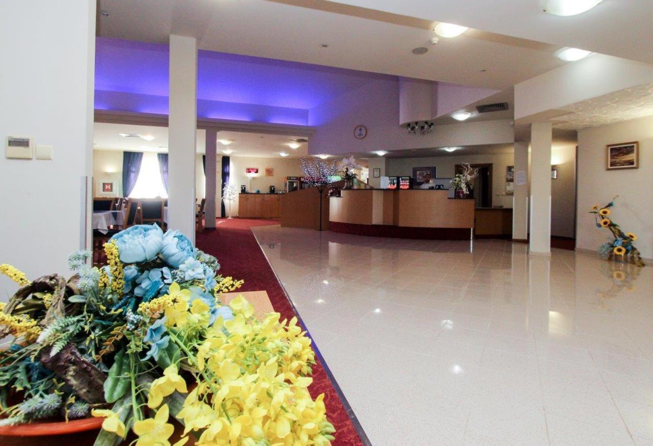 Iris Hotel Bors Exterior photo